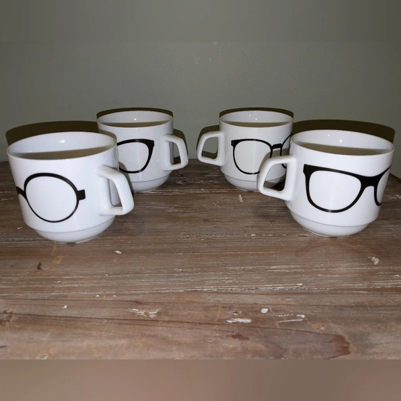 1980s "Here's Looking at You" Ceramic Coffee Cups - Set of 4 - Picture 2 of 4